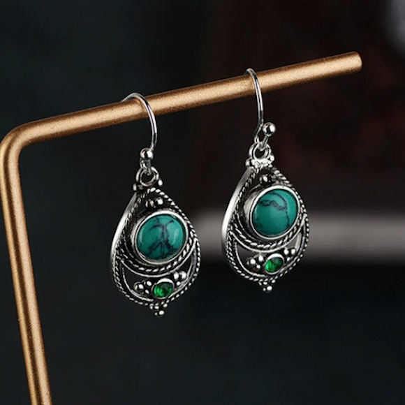 earrings green